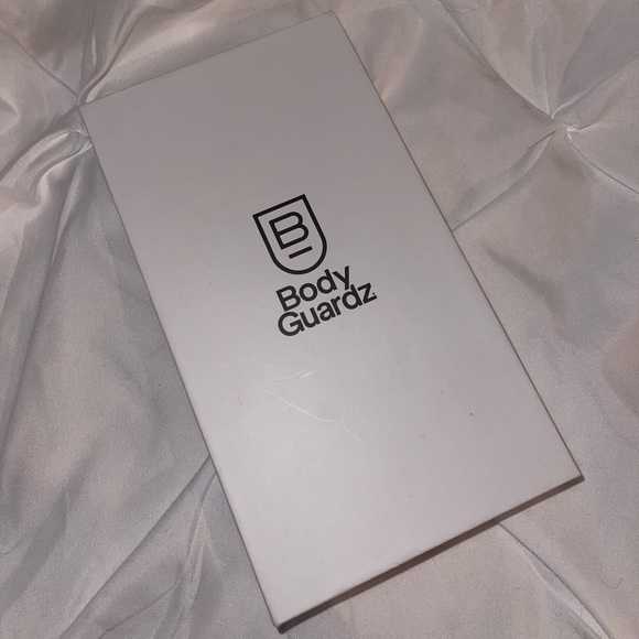 BRAND NEW Clear BodyGuardz Phone Case (for iPhone 12 Pro Max) - Picture 8 of 8